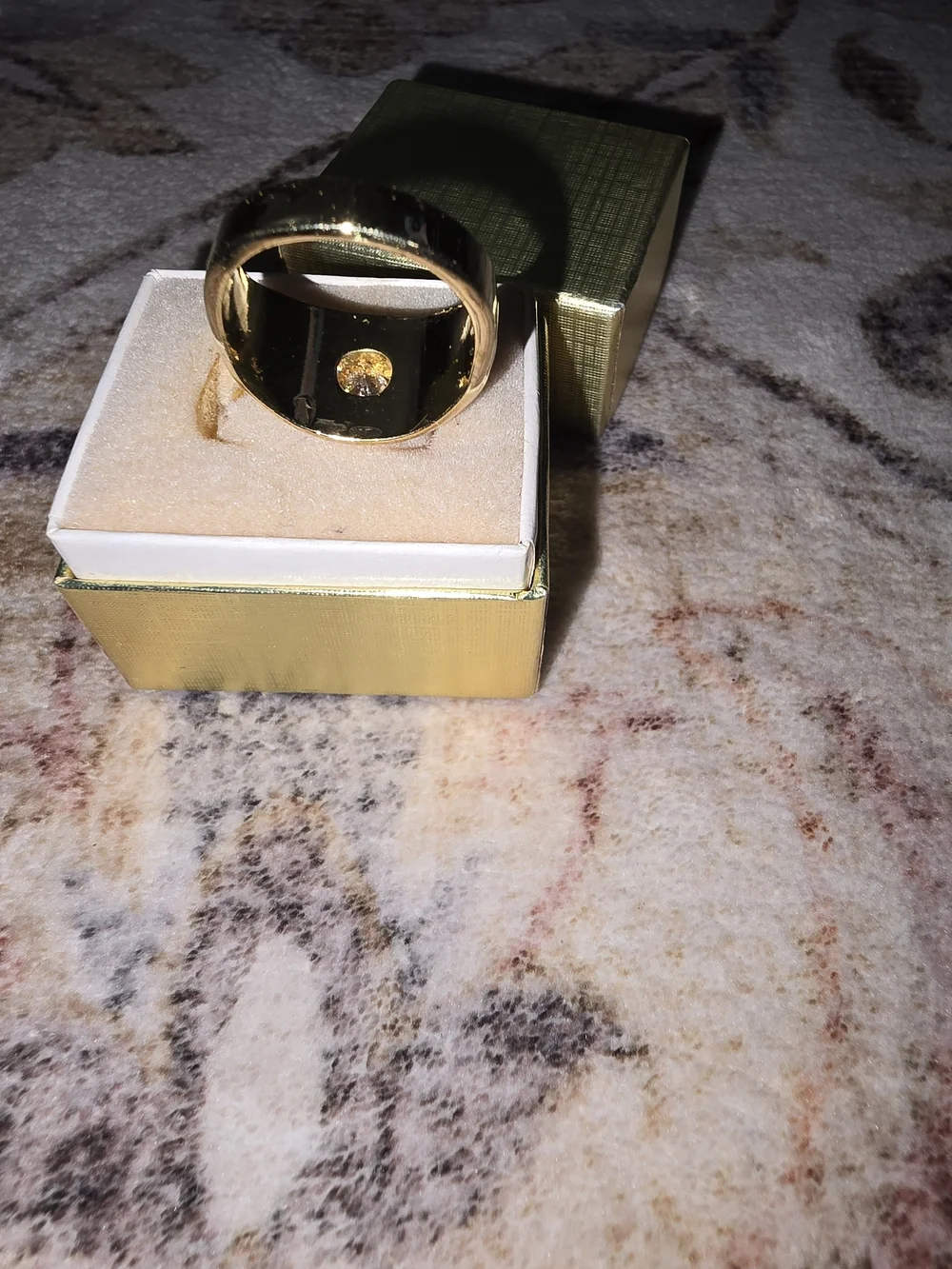 N/A gold tone